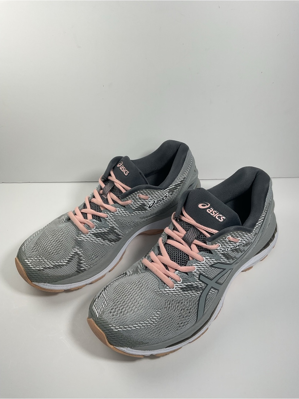 ASICS Gel Nimbus 20 Women’s Size 9 Gray Pink Running Athletic Shoes T850N - Picture 4 of 10
